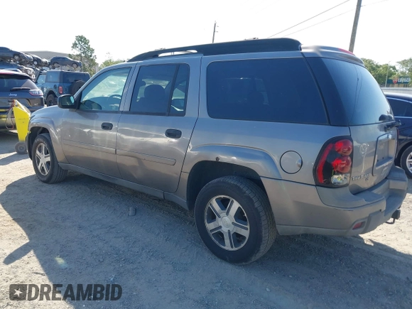 2006 Chevrolet TrailBlazer LS with VIN 1GNET16S166172112, listed as a IAAI auction lot 42070223 with 196,573 mi miles and . Bid and sale history available at DreamBid. Image 3.