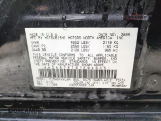 2007 Mitsubishi Galant Ralliart z VIN 4A3AB76T07E046351, wystawiony jako Copart lot #84908614 z przebiegiem 258 078 mil mil oraz Szkoda całkowita • Salvage title. Historia ofert i sprzedaży dostępna na DreamBid. Obrazek 13.