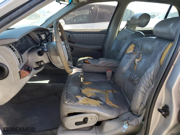 1998 Buick Park Avenue with VIN 1G4CW52K0W4643727, listed as a Copart auction lot 88686945 with 180494 miles and Salvage Title. Bid and sale history available at carsss.com. Image 7.