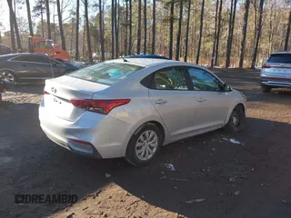 2021 Hyundai Accent SE z VIN 3KPC24A6XME134920, wystawiony jako IAAI lot #41394321 z przebiegiem 73 028 mil mil oraz . Historia ofert i sprzedaży dostępna na DreamBid. Obrazek 4.