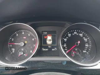 2017 Volkswagen Jetta GLI с VIN 3VW5T7AJ5HM333393, выставлен на аукционе IAAI как лот 42148596 с пробегом 185 261 миль миль и . История ставок и продаж доступна на DreamBid. Изображение 7.
