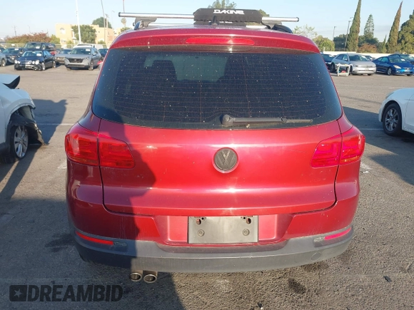 2015 Volkswagen Tiguan R-Line with VIN WVGAV7AX2FW115582, listed as a IAAI auction lot 42215389 with 168,182 mi miles and . Bid and sale history available at DreamBid. Image 16.