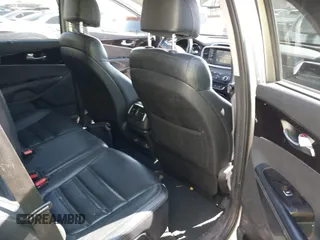 2017 Kia Sorento EX V6 with VIN 5XYPH4A57HG236014, listed as a IAAI auction lot 41602897 with 103,210 mi miles. Bid and sale history available at carsss.com. Image 8.