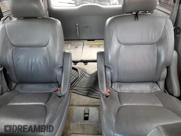 2005 Toyota Sienna XLE with VIN 5TDZA22C35S300451, listed as a Copart auction lot 52035345 with Not provided miles and Salvage title. Bid and sale history available at DreamBid. Image 10.