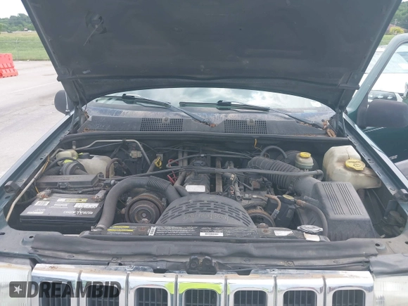 1998 Jeep Grand Cherokee Laredo with VIN 1J4GZ58S7WC284106, listed as a IAAI auction lot 42558498 with 316,354 mi miles and . Bid and sale history available at DreamBid. Image 10.