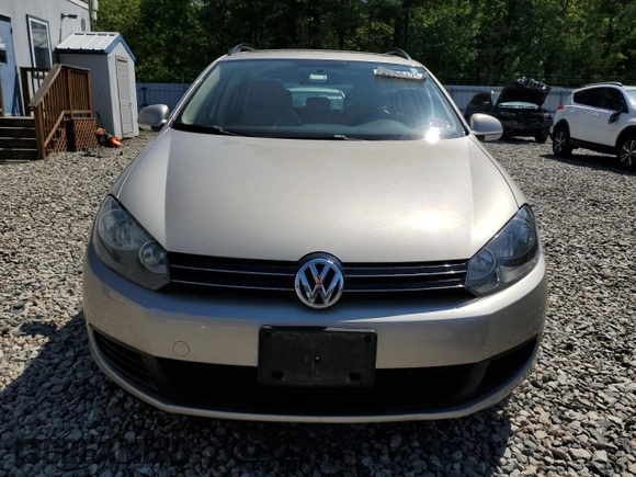2014 Volkswagen Jetta TDI w/Sunroof with VIN 3VWPL7AJ5EM606949, listed as a Copart auction lot 58863125 with 131,179 mi miles and Clean title. Bid and sale history available at DreamBid. Image 5.