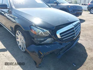 2017 Mercedes-Benz E 300 Luxury с VIN WDDZF4KB5HA181216, выставлен на аукционе IAAI как лот 42576943 с пробегом 105 576 миль миль и . История ставок и продаж доступна на DreamBid. Изображение 6.