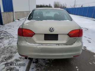 2011 Volkswagen Jetta z VIN 3VWWL7AJXBM065484, wystawiony jako Copart lot #88326445 z przebiegiem 248 995 mil mil oraz Czysty tytuł • Clean title. Historia ofert i sprzedaży dostępna na DreamBid. Obrazek 6.