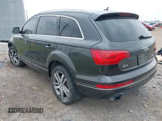 2014 Audi Q7 Premium Plus with VIN WA1LGAFE5ED013547, listed as a IAAI auction lot 42290048 with 179,269 mi miles and . Bid and sale history available at DreamBid. Image 3.