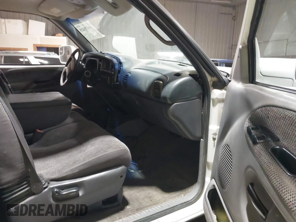 2001 Dodge 2500 with VIN 1B7KF23701J537958, listed as a IAAI auction lot 40478428 with 227,209 mi miles and . Bid and sale history available at DreamBid. Image 5.