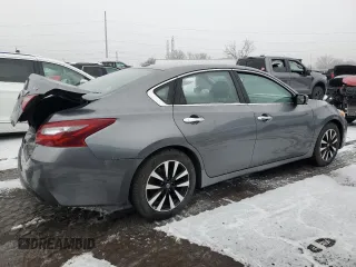 2018 Nissan Altima SV with VIN 1N4AL3AP0JC212203, listed as a Copart auction lot 43699035 with 113,328 mi miles and Clean Title. Bid and sale history available at DreamBid. Image 3.