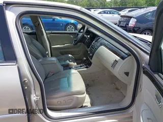 2008 Cadillac DTS 1SC with VIN 1G6KD57Y38U100381, listed as a IAAI auction lot 42173059 with 146,669 mi miles and . Bid and sale history available at carsss.com. Image 5.
