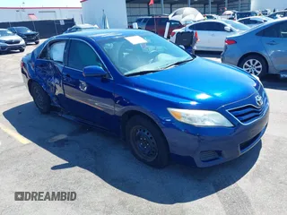 2011 Toyota Camry LE z VIN 4T1BF3EK3BU751412, wystawiony jako IAAI lot #42326984 z przebiegiem 146 354 mil mil oraz . Historia ofert i sprzedaży dostępna na DreamBid. Obrazek 1.
