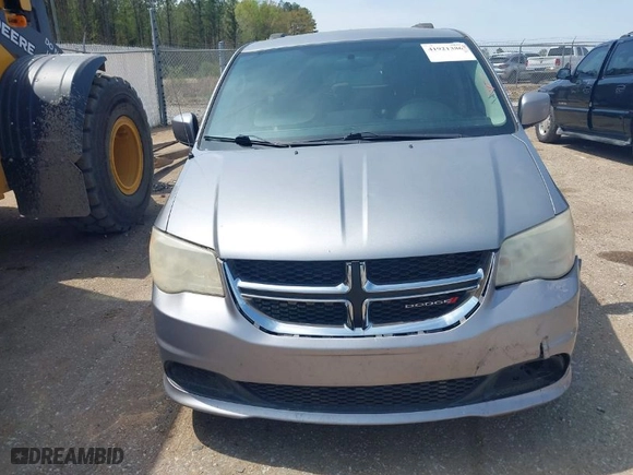 2014 Dodge Grand Caravan SXT with VIN 2C4RDGCG3ER128971, listed as a IAAI auction lot 41921386 with 255,074 mi miles. Bid and sale history available at carsss.com. Image 6.