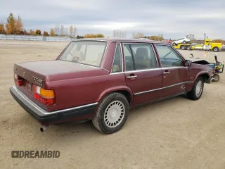 1989 Volvo 760 z VIN YV1GX8740K0076610, wystawiony jako Copart lot #77817564 z przebiegiem 199 672 mil mil oraz Szkody całkowita. Historia ofert i sprzedaży dostępna na DreamBid. Obrazek 3.