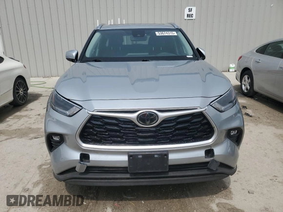 2021 Toyota Highlander XLE z VIN 5TDGZRBH4MS081292, wystawiony jako Copart lot #53674315 z przebiegiem 85 895 mil mil oraz Szkoda całkowita • Salvage title. Historia ofert i sprzedaży dostępna na DreamBid. Obrazek 5.