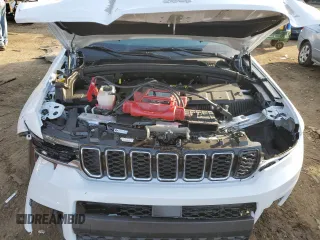2025 Jeep Grand Cherokee Limited with VIN 1C4RJKBG4S8634961, listed as a Copart auction lot 49098965 with 231 mi miles and Salvage title. Bid and sale history available at DreamBid. Image 14.