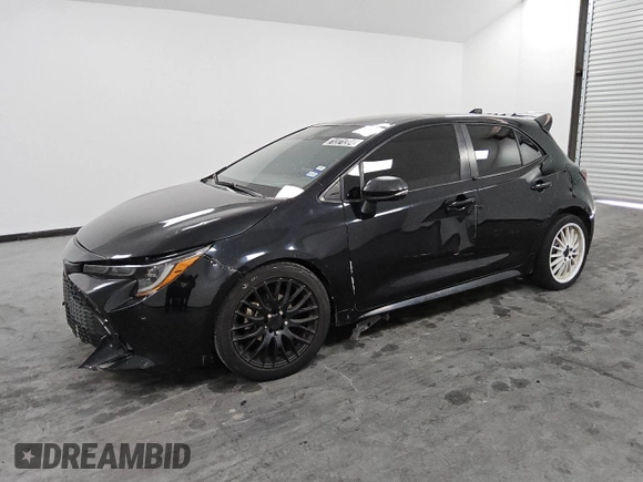 2020 Toyota Corolla Hatchback SE with VIN JTND4RBEXL3091540, listed as a Copart auction lot 71371204 with 106,199 mi miles and Clean Title. Bid and sale history available at carsss.com. Image 1.