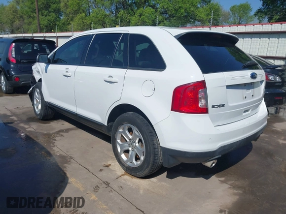 2014 Ford Edge SEL with VIN 2FMDK3JC9EBB54536, listed as a IAAI auction lot 41867367 with 127,929 mi miles. Bid and sale history available at carsss.com. Image 3.
