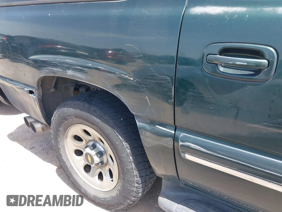 2002 Chevrolet Suburban LT with VIN 1GNEC16Z52J330522, listed as a IAAI auction lot 42251636 with 292,936 mi miles and . Bid and sale history available at DreamBid. Image 12.