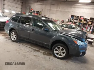 2014 Subaru Outback 2.5i Premium with VIN 4S4BRBDC4E3272518, listed as a IAAI auction lot 41953320 with 145,767 mi miles. Bid and sale history available at carsss.com. Image 1.