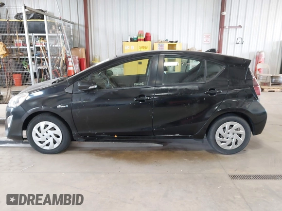 2016 Toyota Prius One z VIN JTDKDTB30G1121217, wystawiony jako IAAI lot #41977530 z przebiegiem 110 034 mil mil oraz . Historia ofert i sprzedaży dostępna na DreamBid. Obrazek 14.