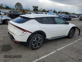 2022 Kia EV6 Wind with VIN KNDC3DLC0N5055138, listed as a Copart auction lot 48755975 with 30,493 mi miles and Salvage Title. Bid and sale history available at carsss.com. Image 3.
