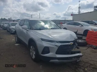 2021 Chevrolet Blazer LT z VIN 3GNKBHRSXMS502378, wystawiony jako IAAI lot #41933693 z przebiegiem 108 814 mil mil oraz . Historia ofert i sprzedaży dostępna na DreamBid. Obrazek 1.