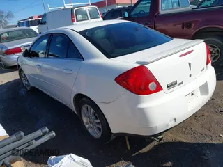 2006 Pontiac G6 6-Cyl z VIN 1G2ZG558064227127, wystawiony jako IAAI lot #41662905 z przebiegiem 268 266 mil mil oraz . Historia ofert i sprzedaży dostępna na DreamBid. Obrazek 3.