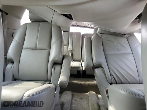 2007 Chevrolet Suburban LTZ with VIN 3GNFK16377G177721, listed as a Copart auction lot 66013204 with 226,713 mi miles and Clean Title. Bid and sale history available at carsss.com. Image 10.