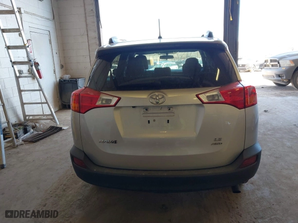 2014 Toyota RAV4 LE with VIN 2T3BFREV5EW138250, listed as a IAAI auction lot 41863496 with 191,604 mi miles. Bid and sale history available at carsss.com. Image 16.