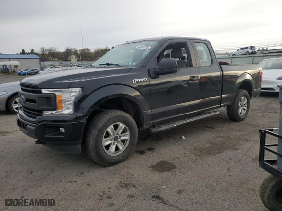 2018 Ford F-150 XL with VIN 1FTEX1EPXJKE33778, listed as a Copart auction lot 52953275 with 241,846 mi miles and Salvage Title. Bid and sale history available at carsss.com. Image 1.