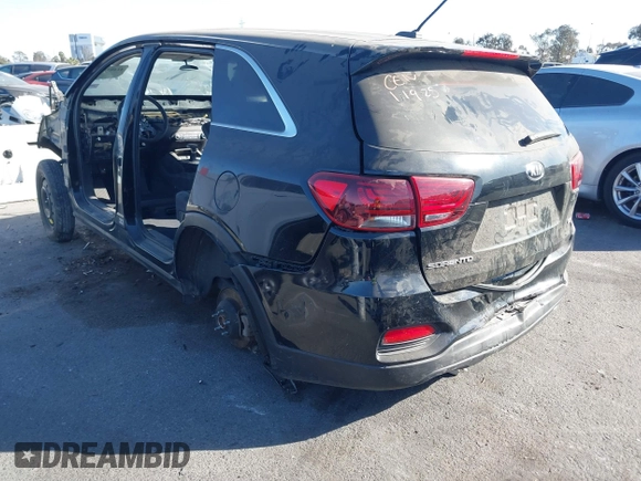 2020 Kia Sorento LX with VIN 5XYPG4A37LG657046, listed as a IAAI auction lot 41403653 with 1 mi miles. Bid and sale history available at carsss.com. Image 3.