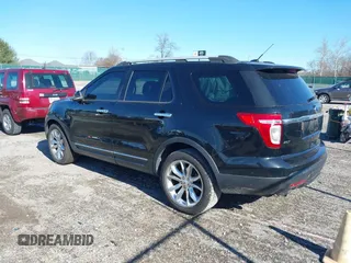 2012 Ford Explorer XLT with VIN 1FMHK8D84CGA20027, listed as a IAAI auction lot 38660663 with 111,632 mi miles and . Bid and sale history available at DreamBid. Image 3.
