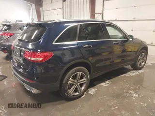 2019 Mercedes-Benz GLC 300 z VIN WDC0G4KB5KV123522, wystawiony jako IAAI lot #40485029 z przebiegiem 48 685 mil mil oraz . Historia ofert i sprzedaży dostępna na DreamBid. Obrazek 4.