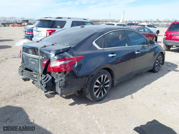 2018 Nissan Altima 2.5 SL with VIN 1N4AL3AP4JC283937, listed as a IAAI auction lot 41272679 with 120,374 mi miles. Bid and sale history available at carsss.com. Image 4.