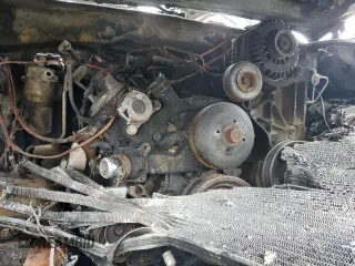 2010 Cadillac Escalade z VIN 1GYUKAEF9AR183825, wystawiony jako Copart lot #87943515 z przebiegiem Nie podano mil oraz Nie do naprawy. Historia ofert i sprzedaży dostępna na DreamBid. Obrazek 13.