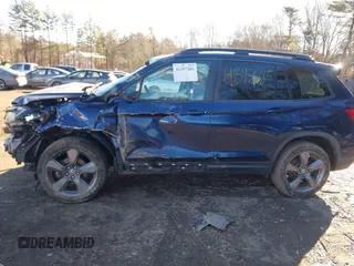 2019 Honda Passport Touring z VIN 5FNYF8H97KB013495, wystawiony jako IAAI lot #41397285 z przebiegiem 81 615 mil mil oraz . Historia ofert i sprzedaży dostępna na DreamBid. Obrazek 15.
