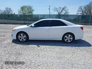 2013 Toyota Camry L with VIN 4T1BF1FK8DU218865, listed as a IAAI auction lot 41983521 with 139,533 mi miles. Bid and sale history available at carsss.com. Image 14.