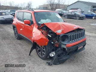 2015 Jeep Renegade Latitude with VIN ZACCJABT9FPB41532, listed as a IAAI auction lot 41977393 with 91,048 mi miles. Bid and sale history available at carsss.com. Image 1.