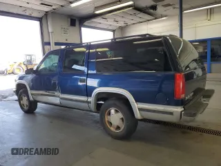 1999 GMC Suburban z VIN 3GKFK16R5XG525338, wystawiony jako Copart lot #58920565 z przebiegiem 212 586 mil mil oraz Szkody całkowita. Historia ofert i sprzedaży dostępna na DreamBid. Obrazek 2.