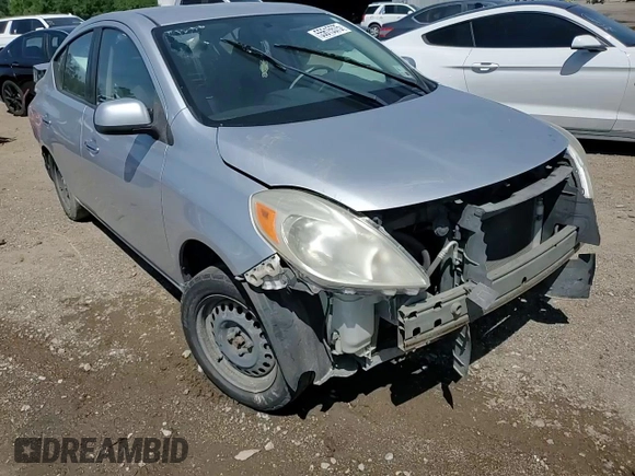 2012 Nissan Versa SV z VIN 3N1CN7APXCL927293, wystawiony jako Copart lot #55615575 z przebiegiem Nie podano mil oraz Szkoda całkowita • Salvage title. Historia ofert i sprzedaży dostępna na DreamBid. Obrazek 14.