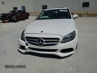2018 Mercedes-Benz C 300 z VIN 55SWF4JB0JU274493, wystawiony jako Copart lot #53468055 z przebiegiem Nie podano mil oraz Szkoda całkowita • Salvage title. Historia ofert i sprzedaży dostępna na DreamBid. Obrazek 11.