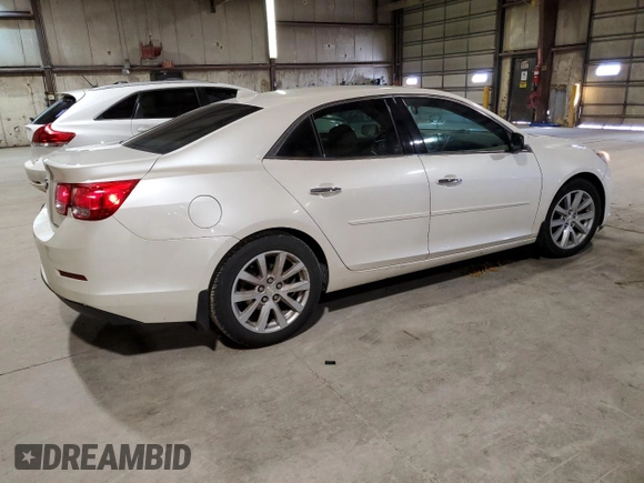 2014 Chevrolet Malibu LT with VIN 1G11E5SL3EU142670, listed as a Copart auction lot 50252935 with 183,912 mi miles and Salvage Title. Bid and sale history available at DreamBid. Image 3.