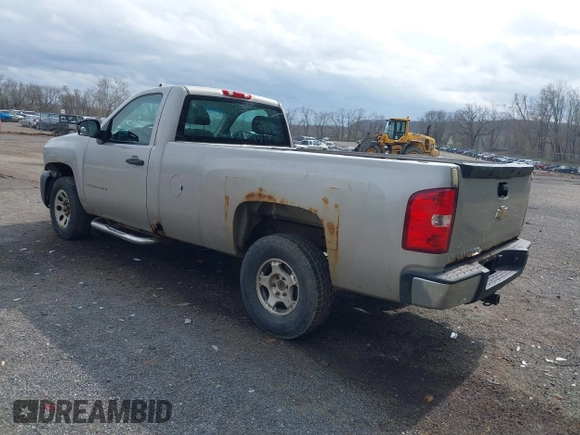 2009 Chevrolet Silverado 1500 LT w/1LT with VIN 1GCEC14009Z188511, listed as a IAAI auction lot 41949101 with 489,749 mi miles. Bid and sale history available at carsss.com. Image 3.