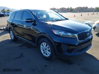 2019 Kia Sorento L with VIN 5XYPG4A3XKG476540, listed as a IAAI auction lot 41255235 with 87,141 mi miles. Bid and sale history available at carsss.com. Image 1.