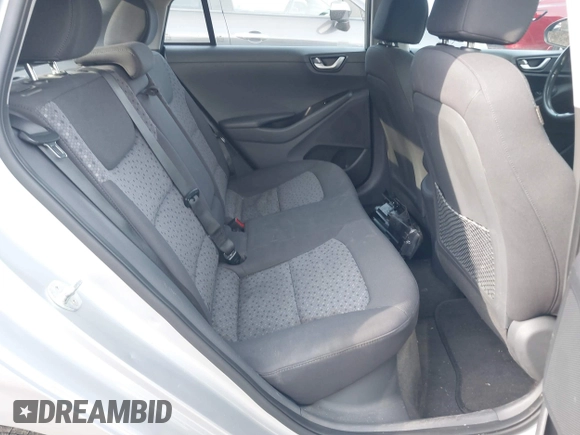 2019 Hyundai Ioniq z VIN KMHC65LD6KU181846, wystawiony jako IAAI lot #41752970 z przebiegiem 76 272 mil mil oraz . Historia ofert i sprzedaży dostępna na DreamBid. Obrazek 8.