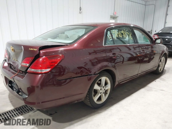 2006 Toyota Avalon XL with VIN 4T1BK36B56U166654, listed as a IAAI auction lot 41419852 with 276,216 mi miles. Bid and sale history available at carsss.com. Image 4.