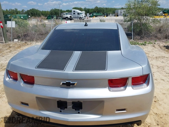 2011 Chevrolet Camaro 2LS с VIN 2G1FA1ED1B9113515, выставлен на аукционе IAAI как лот 41993280 с пробегом 96 519 миль миль и . История ставок и продаж доступна на DreamBid. Изображение 16.