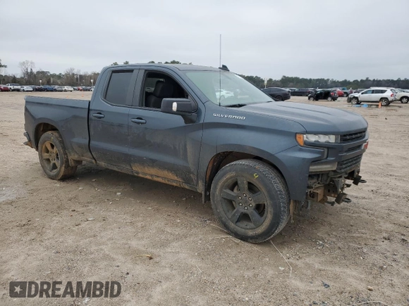 2019 Chevrolet Silverado 1500 RST with VIN 1GCRWDED1KZ326901, listed as a Copart auction lot 45956575 with 160,390 mi miles and Clean Title. Bid and sale history available at carsss.com. Image 4.